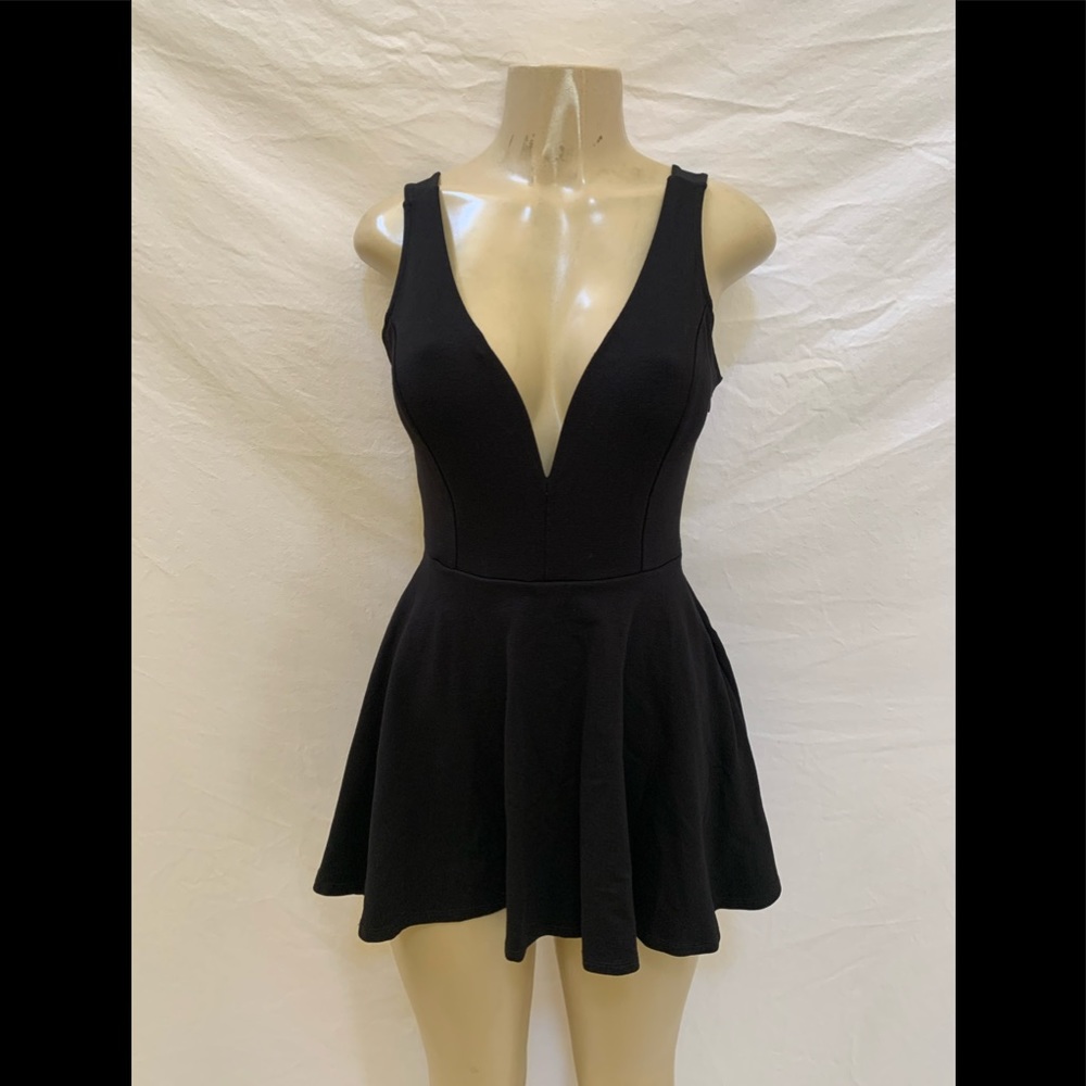 Lulu’s Size M I Feel Good Black Color Skort Dress - Picture 6 of 12